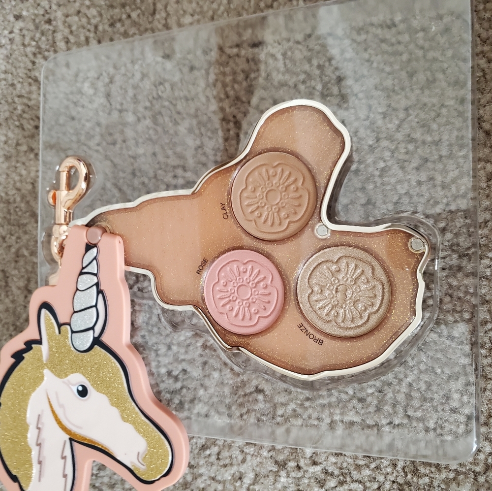 Coach x Sephora uni face palette - Picture 10 of 11